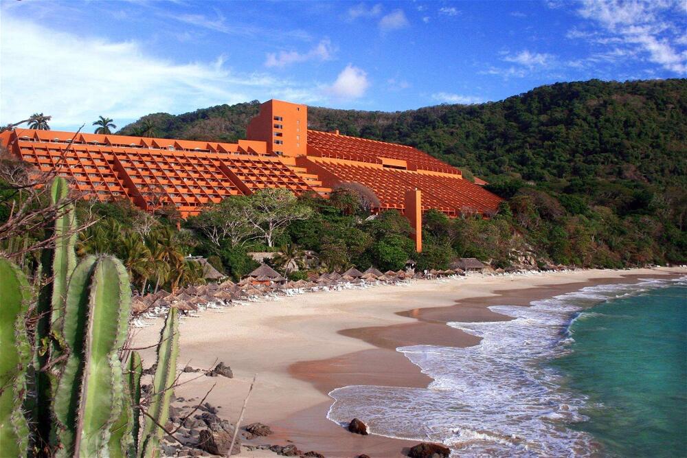 las-brisas-ixtapa-exterior-12099165